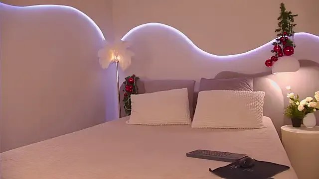 Nicole_Space from StripChat