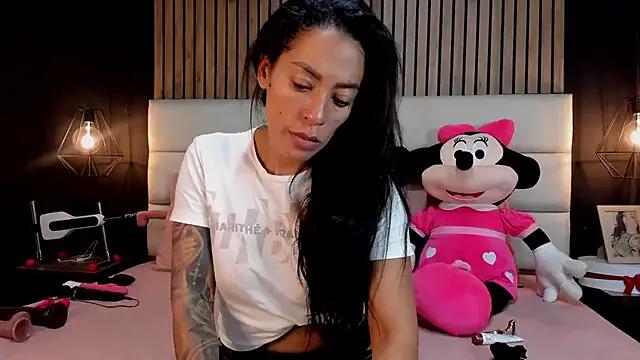 NiicolleMiller from StripChat