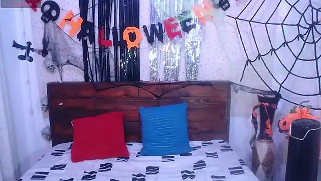 NikkieMilky from StripChat