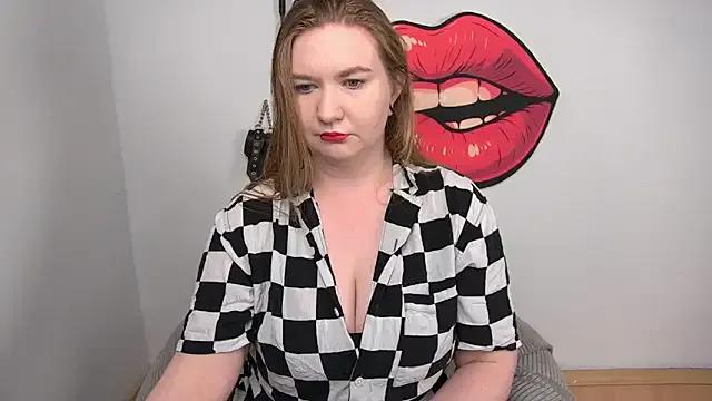 NikkiTease from StripChat