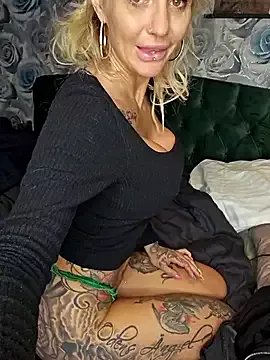 Ninasweden from StripChat