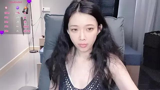 NiNi-baby520 from StripChat