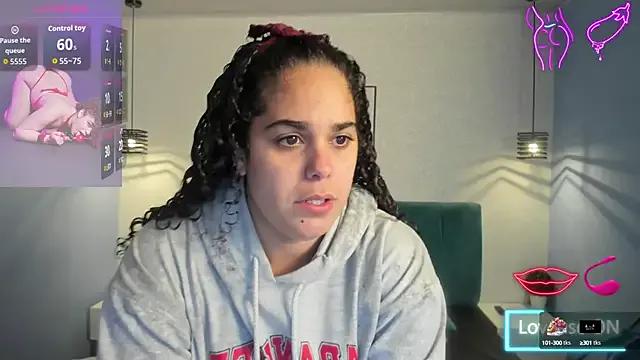 Ninna_curly from StripChat