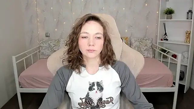 NovaEva_ from StripChat