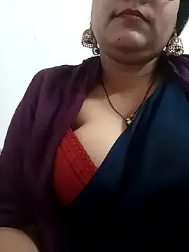 Nyra-23 from StripChat