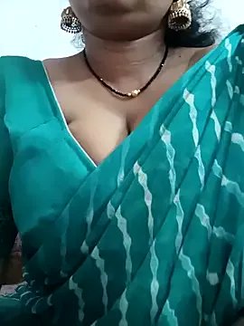 Nyra-23 from StripChat