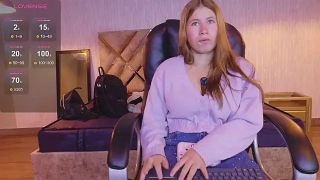 Olivia11_ from StripChat