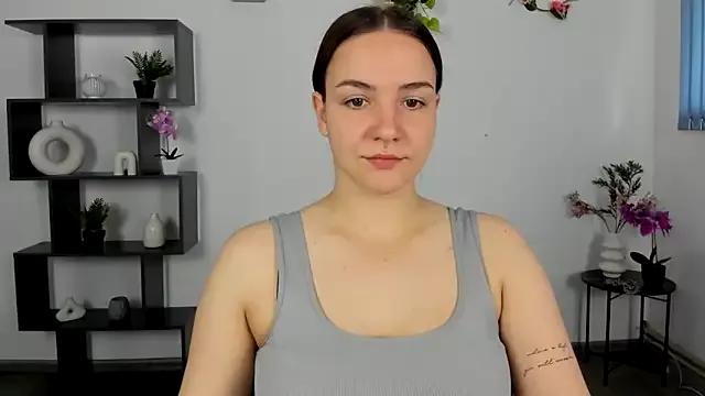 Naked Room OliviaMontgomery 