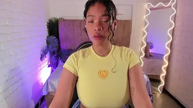 Penelope_tay1 from StripChat