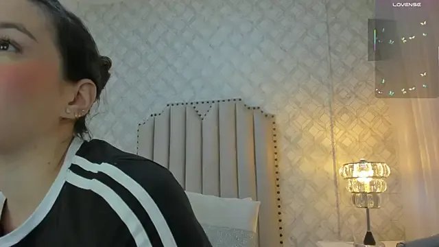 Pia_Johnson_ from StripChat