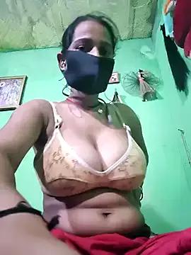 PIHU999 from StripChat