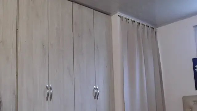 pinky_f00x from StripChat