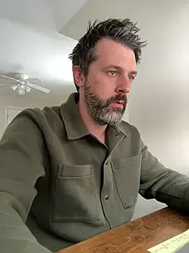 plaintreebull from StripChat