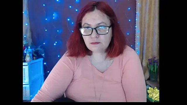 PlayfullMature from StripChat