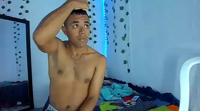 PureFire20 from StripChat