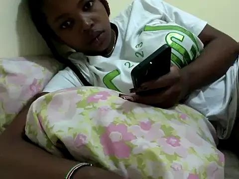 Queen-sasha from StripChat