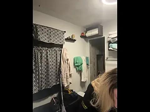 Queenkelly1234 from StripChat