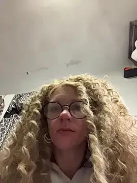 Queenkelly1234 from StripChat