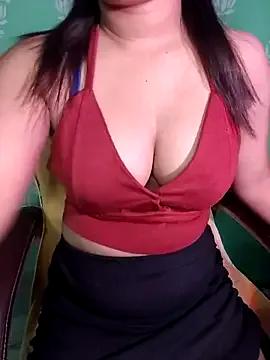 QueenOfHeart_07 from StripChat