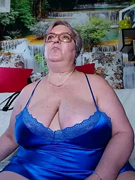 QueenPammy1 from StripChat