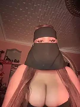 Naked Room Queentaraf999 