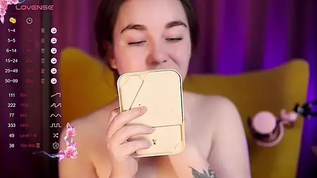 R-U-B-Y from StripChat