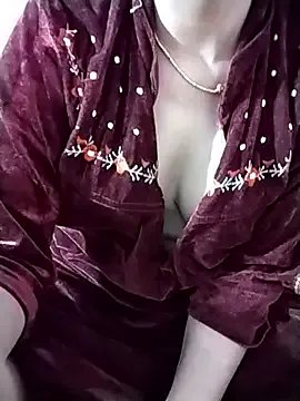 RASHMI_SHARMA9 from StripChat
