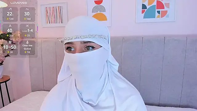 rawiya from StripChat