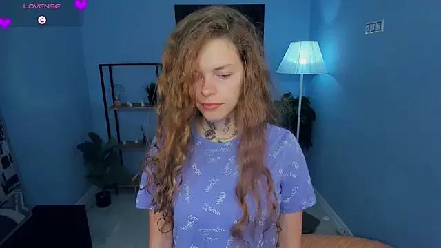 RayaNenlia from StripChat