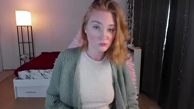 ReddHotPipper from StripChat