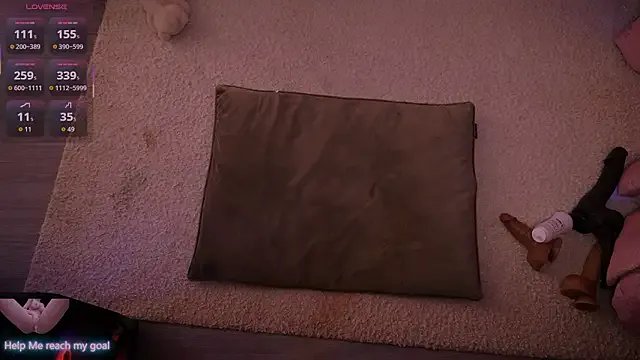 Redhead_Shark_new from StripChat