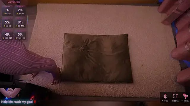 Redhead_Shark_new from StripChat