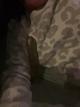 Reine_du_Vice84 from StripChat