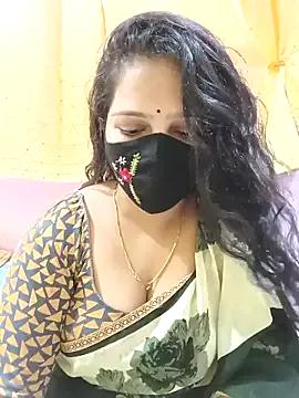 Rising_Smiler from StripChat