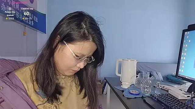 Rose-128 from StripChat
