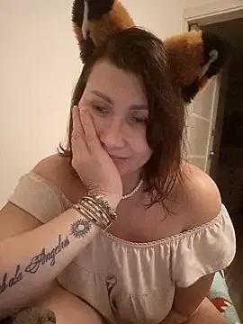 ROXOLANAA_SEXY from StripChat