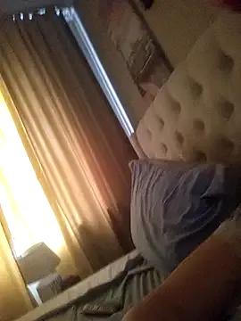 ROXOLANAA_SEXY from StripChat