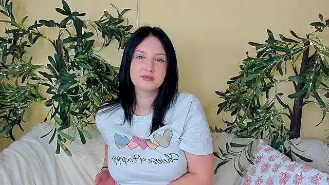 RubyTennis from StripChat is Freechat