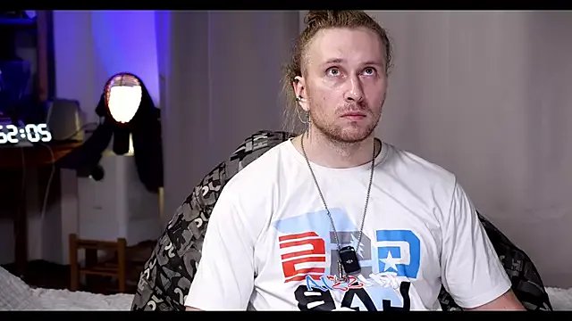 rusbigpaul from StripChat