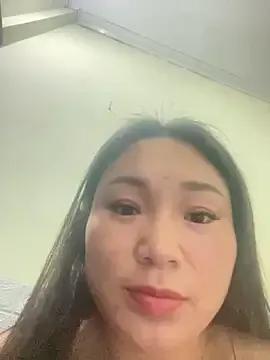 Ryry-cute from StripChat