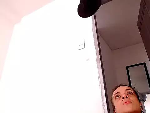 saara_johnson496 from StripChat