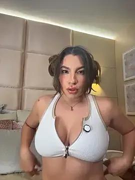 SaharaRush_ from StripChat