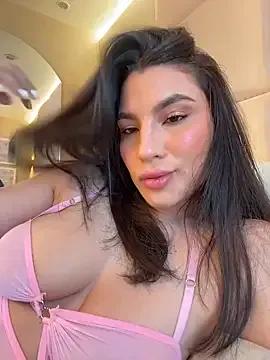 SaharaRush_ from StripChat