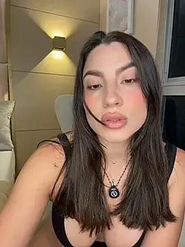 SaharaRush_ from StripChat