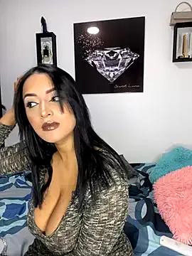 SaharQamar from StripChat