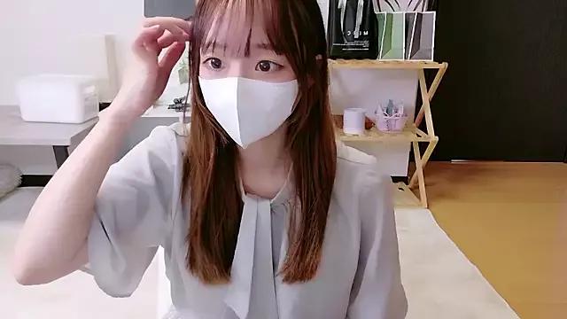 saku_sakura_ from StripChat is Freechat