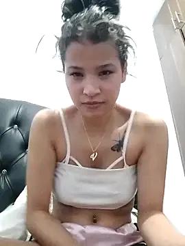 Samanta_Ortiz from StripChat