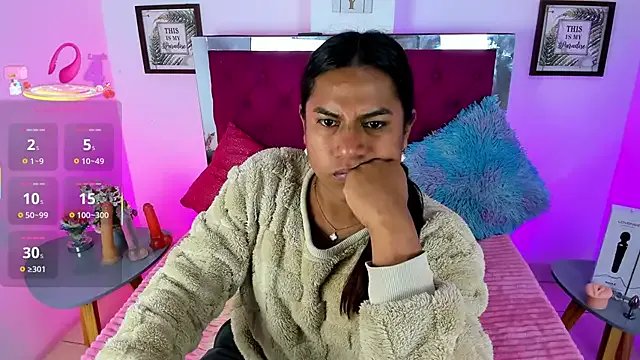 Samantha__F_W from StripChat