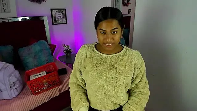 Samantha__F_W from StripChat