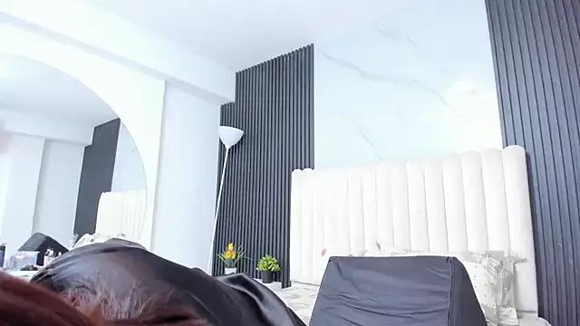 Samantha_Claus from StripChat